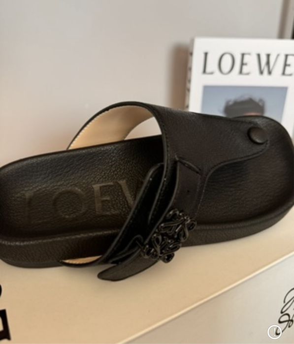 Тапочки/Сандали/Сланцы Loewe