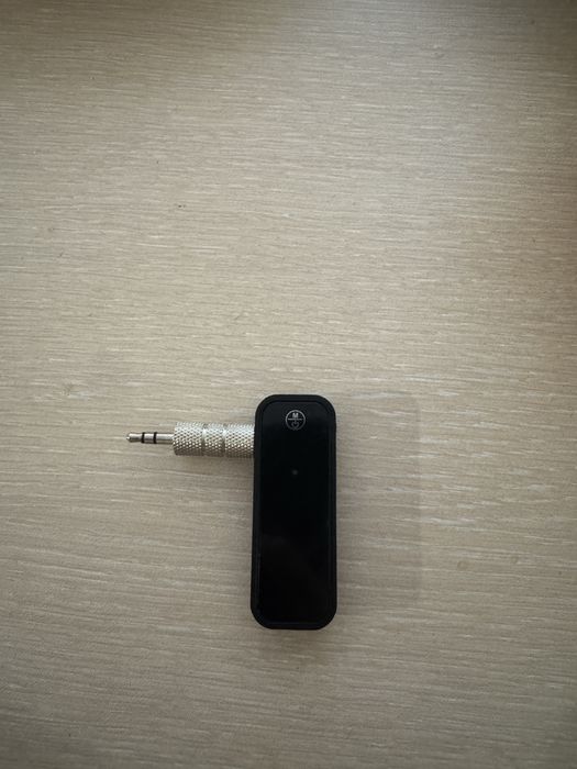 AUX безжичен предавател за кола C28