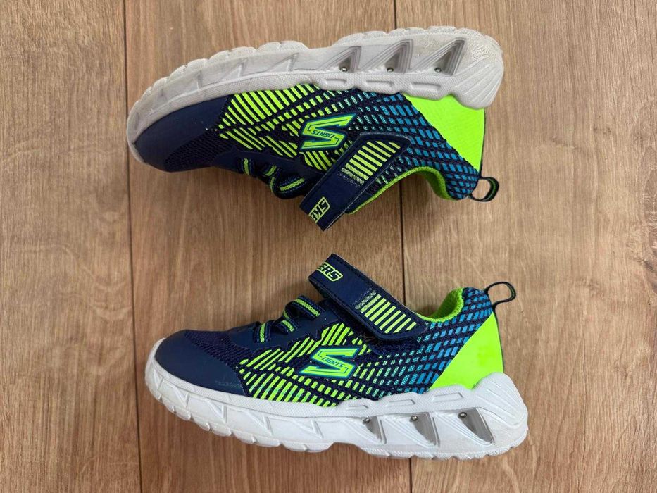 Skechers 25 adidasi copii luminite S Lights
