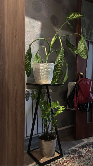 Продам подставки для цветов