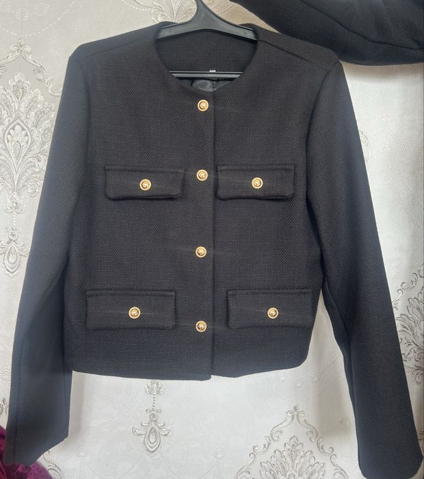 Женский черный пиджак