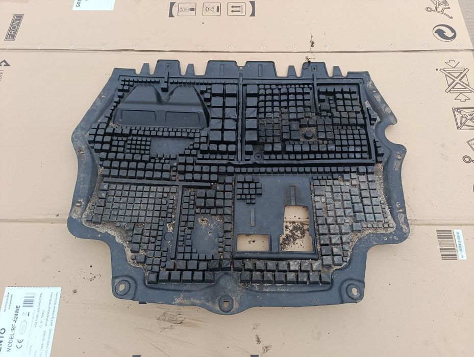 Кора под двигател Фолксваген Пасат 6 / VW Passat 6