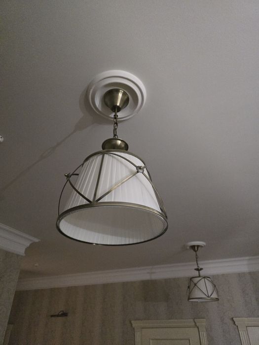 Продам люстры , б/у, 1 шт 20000тнг