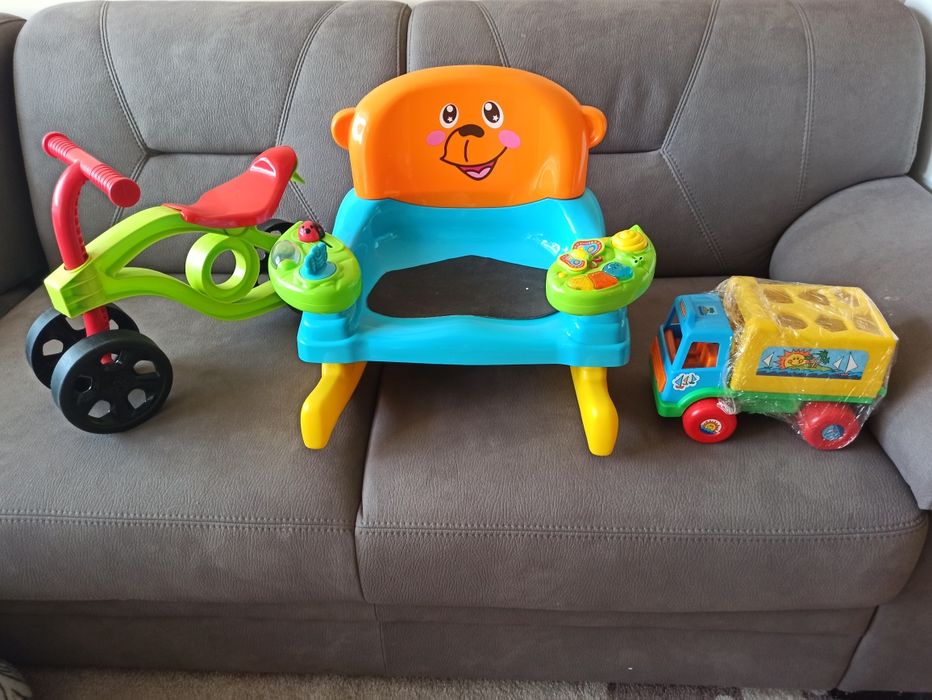 Образователно столче и колелце за бутане.