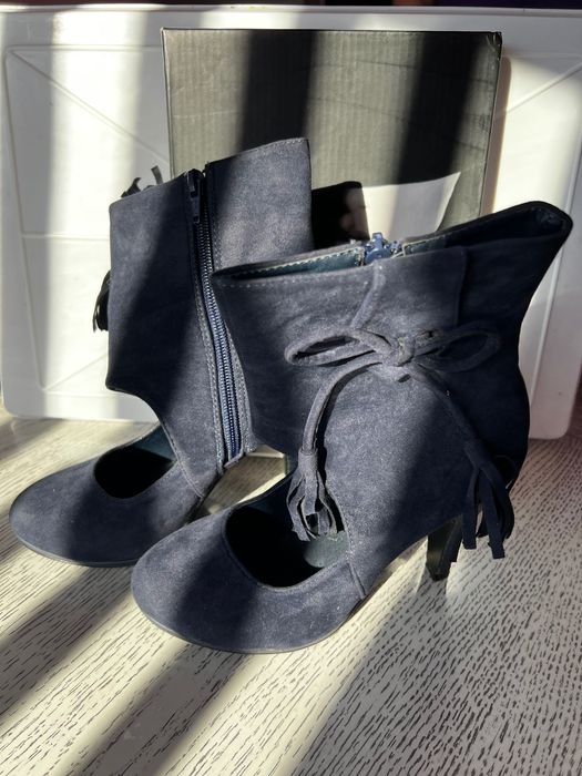 Продавам дамски обувки