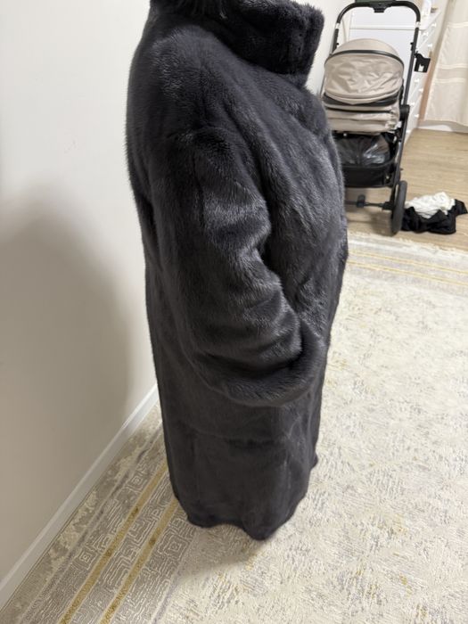 Продается шуба ни разу не одевалась