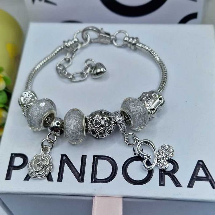 Детска гривна тип Pandora с висулки