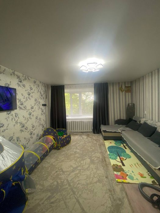 Продаётся 3 комнатная квартира