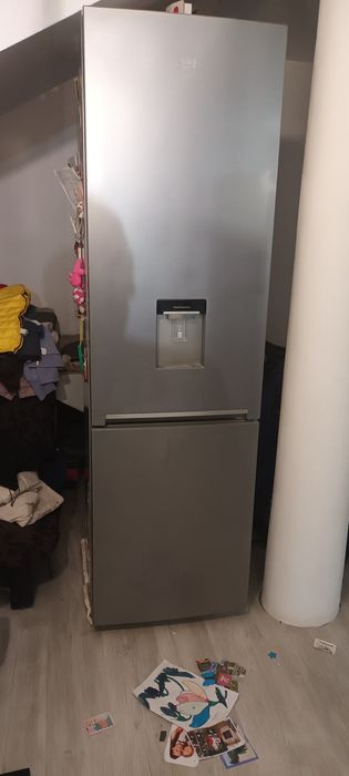 Combina frigorifica Beko 316L