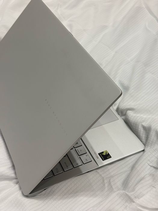 Продаю ноутбук ASUS Vivobook S15 OLED