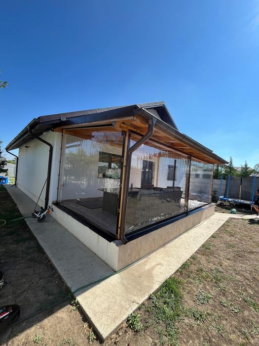 Folie PVC pentru închis terase/foișoare/balcoane