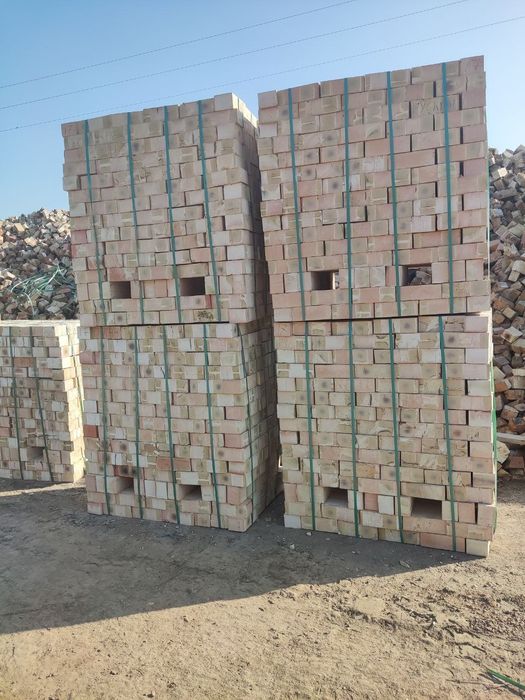 Keramika pishgan g'isht