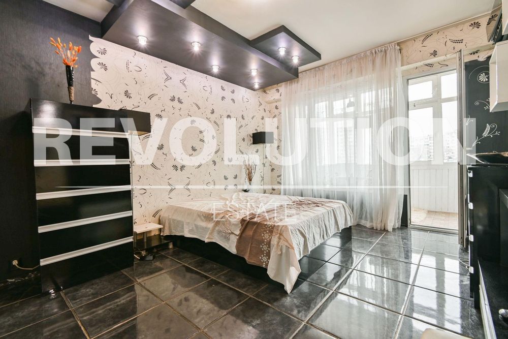 Тристаен апартамент в ж.к. Люлин 2.