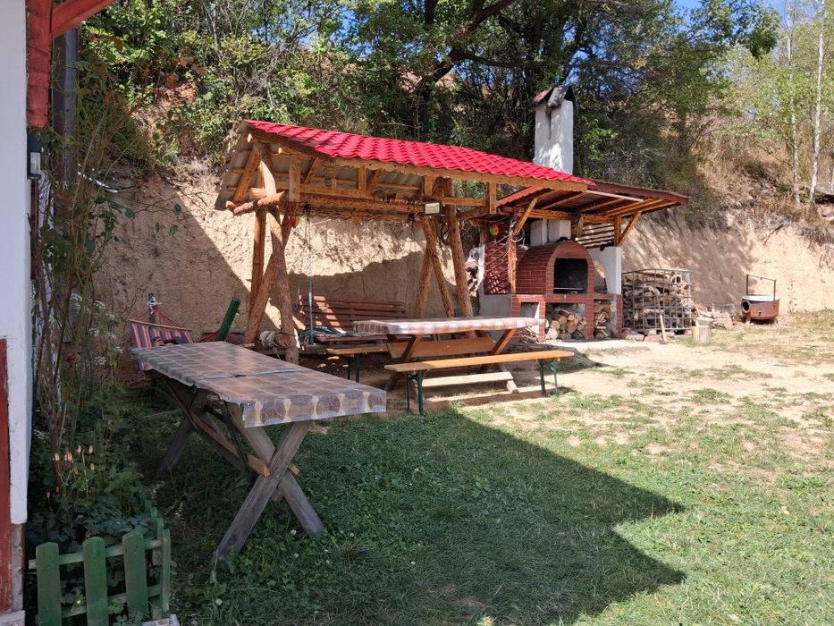 Cabana de închiriat(CASA DE SUB BRAZI)