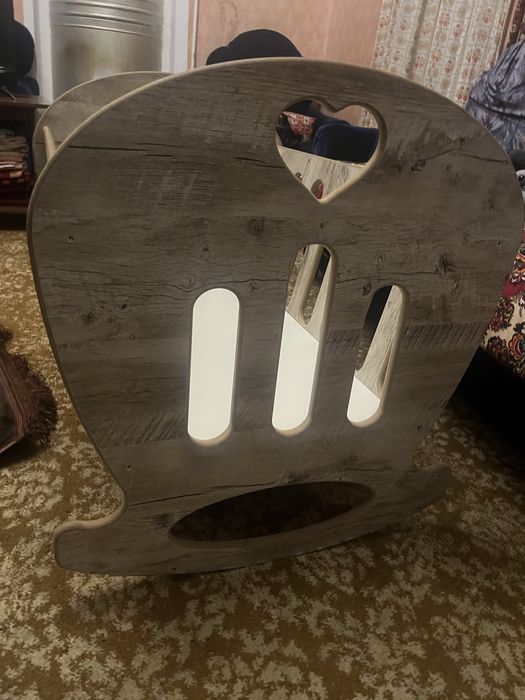 Кроватка-качалка