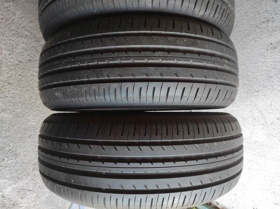 215/55/18 Toyo 4бр.