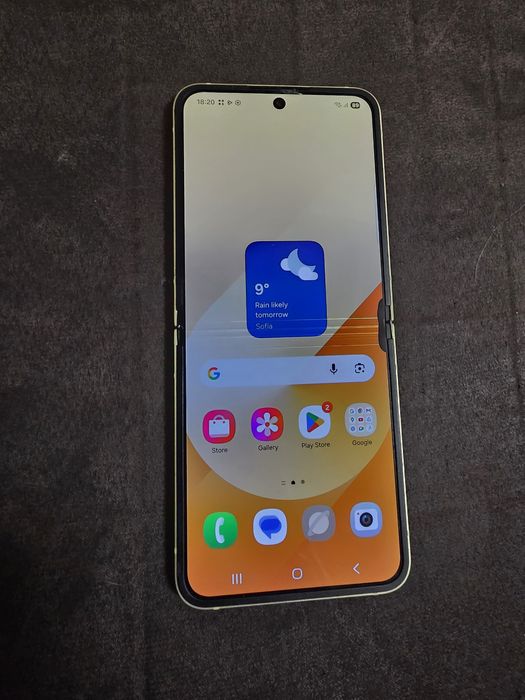 Samsung z flip 6 12 RAM/256 GB