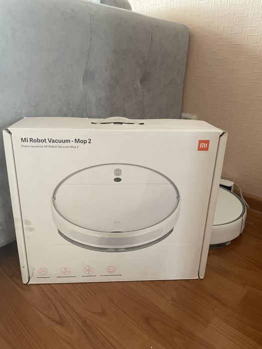Робот-пылесос Xiaomi Mi Robot Vacuum-Mop 2