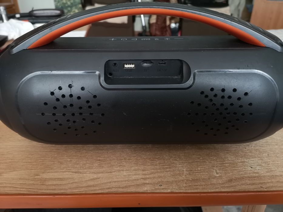 Boxă portabilă 2x20wati