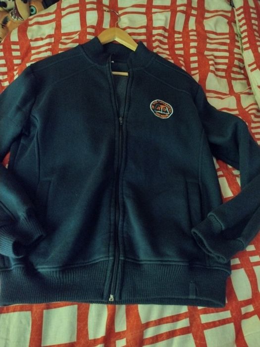 Ученически суичър