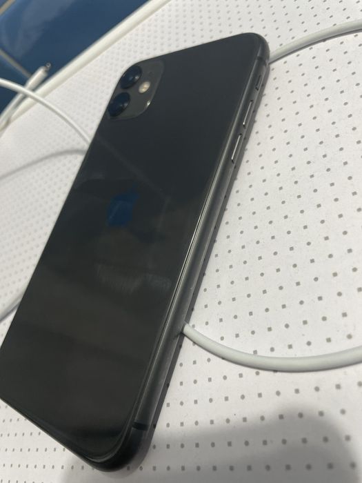 iPhone 11 64гб февр 2025, 90%