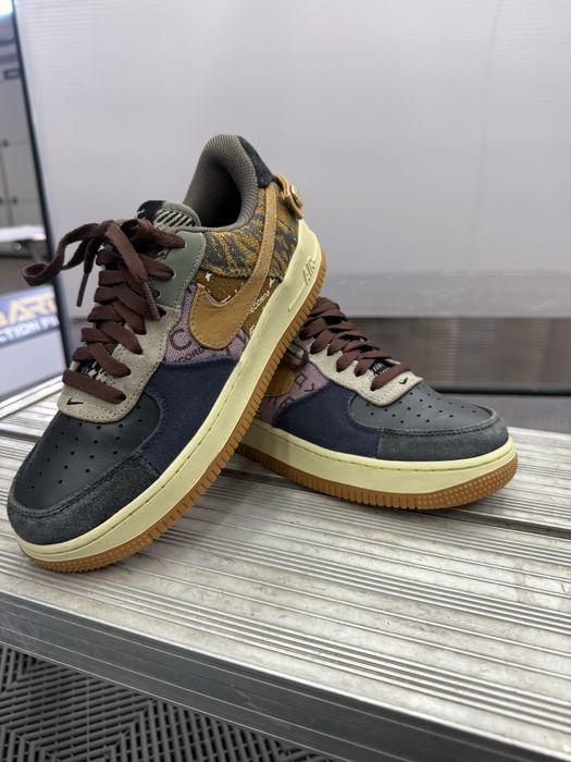 Nike Air Force 1 Low x Travis Scott "Cactus Jack"