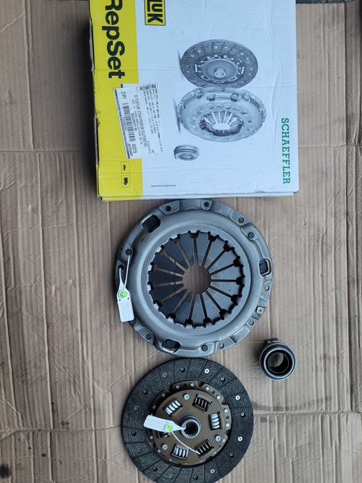 Kit ambreiaj Mitsubishi Lancer an 2007