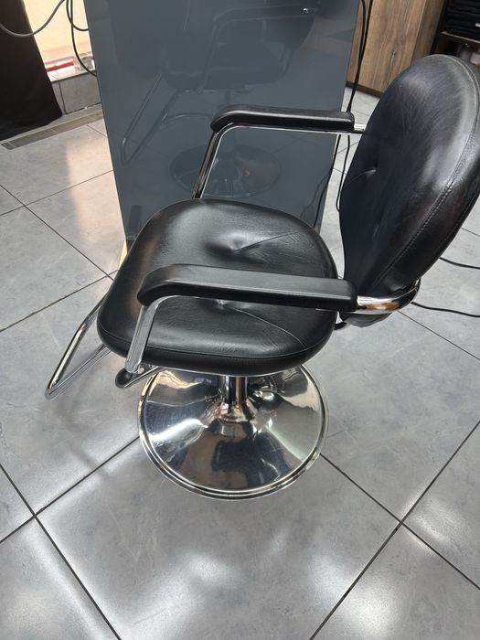 Кресла для парикмахера