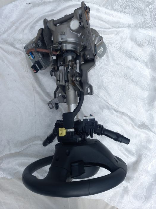 Продам Руль Киа К 5 с усилителем