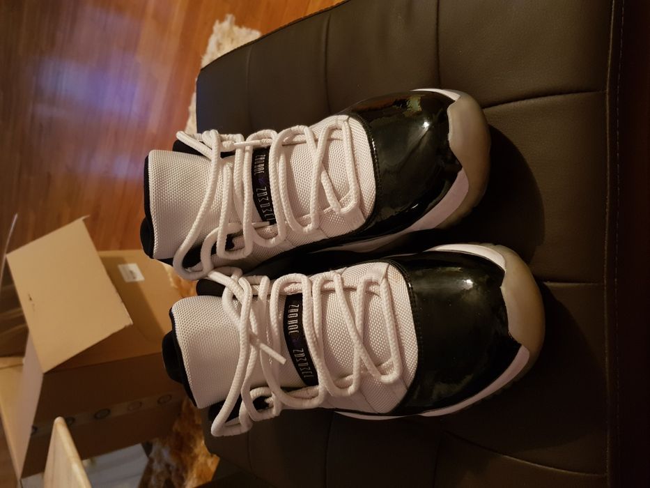Adidasi Jordan Retro 11 marimea 44