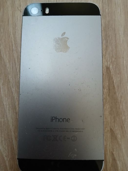 Telefoane iPhone si Tableta iPad