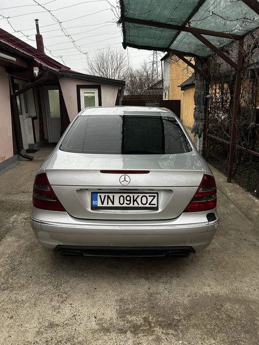 Mercedes-Benz E class w211 motor 2.2 136cp