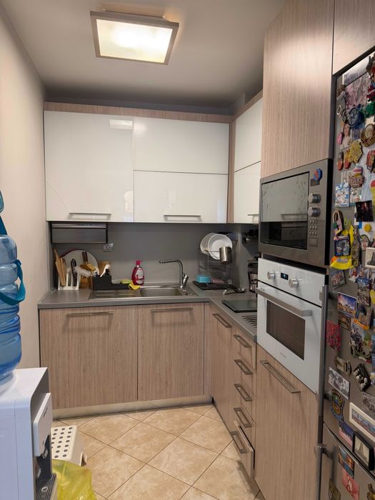 Кухня пълен комплект за обзавеждане + уреди