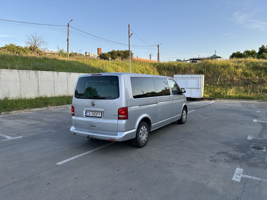 VW Caravelle 2,0 TDI Extra Lung 9 Locuri 2012Variante