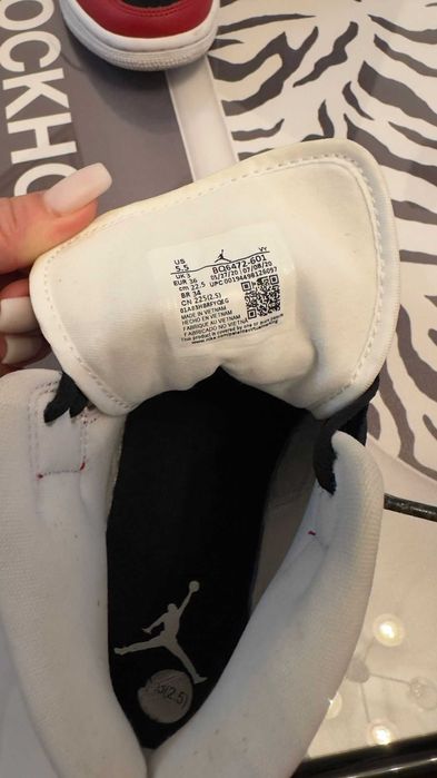 Air Jordan 1 Mid Gym Red Black