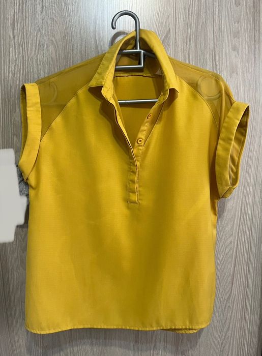 Рубашка горчичного цвета