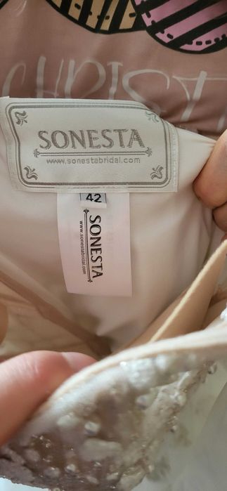 Свадебное платье