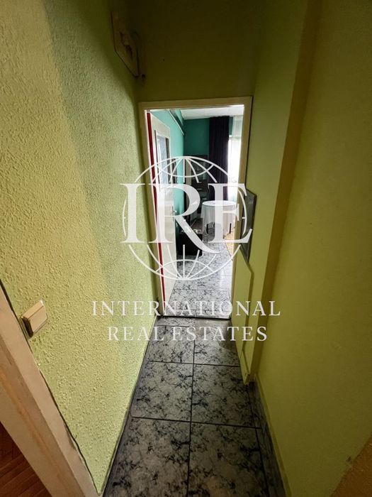 Продава се Тристаен апартамент в Варна, Цветен квартал - 63 кв.м за 1214 €/кв.м - Снимка #5