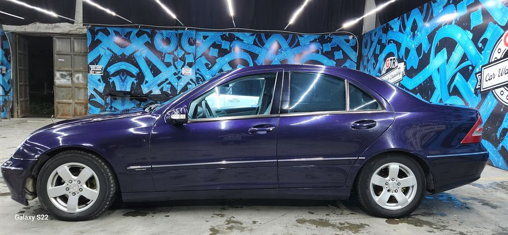 Mersedes c 200. Kompressor