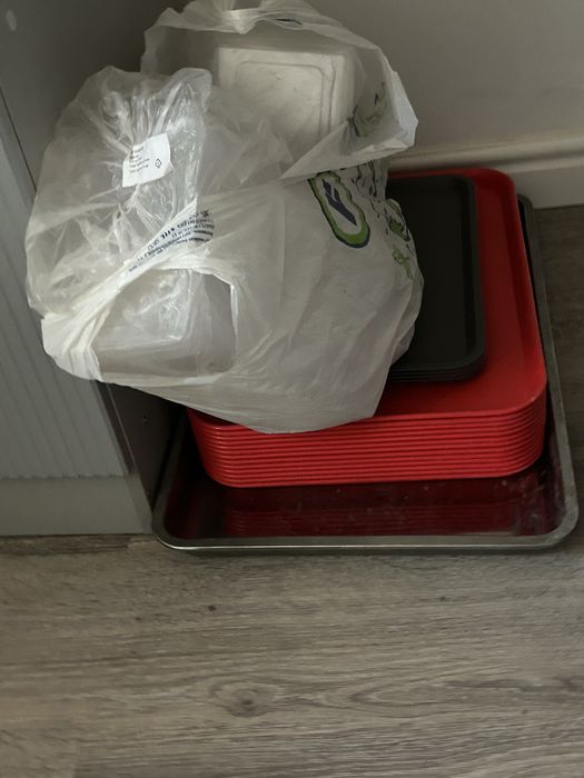 Подносы для кафе ресторанов