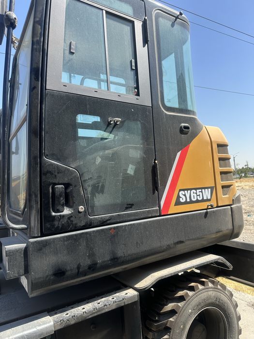 Экскаватор колесный Ekskavator kolesniy SANY 65 (Xcmg, Zoomlion, volvo
