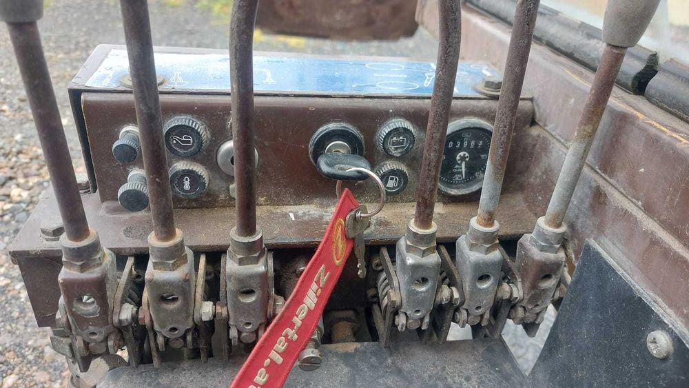 Vand excavator Boki 2550 spider