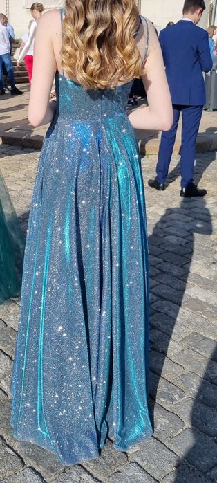 Бална рокля от абитуриентски бал 2024г.