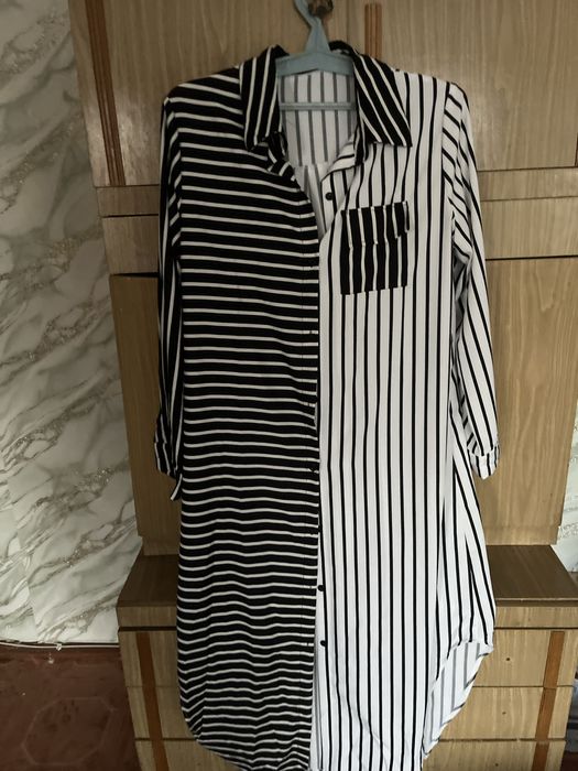 Платье -рубашка на пуговицах.