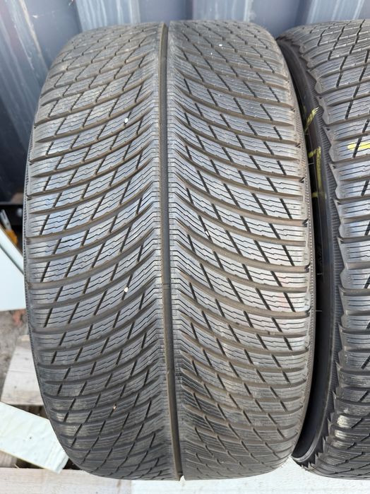 285/45/R21+315/40/R21 Michelin Pilot Alpin 5 SUV