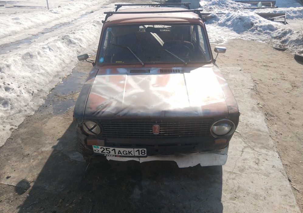 Продам ваз 21011