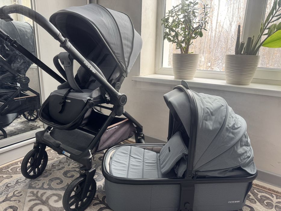 Продам коляску 2 в 1