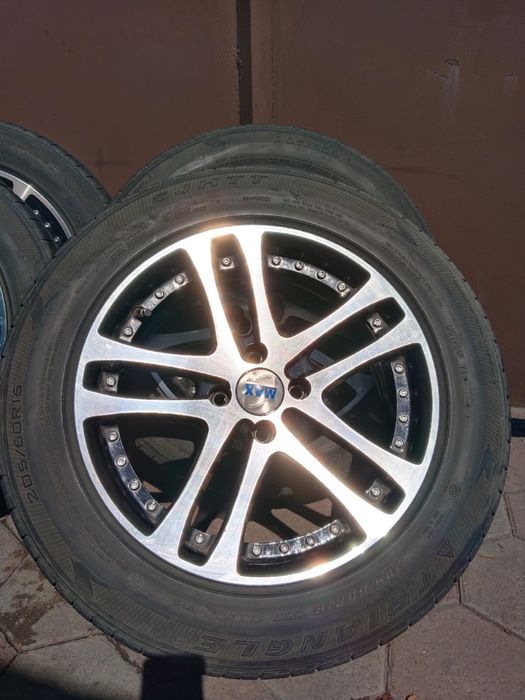 Шины с дисками Титанка 205/60 R16