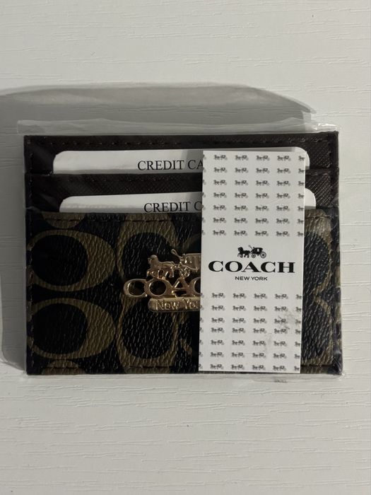 Cardholder Coach New York
