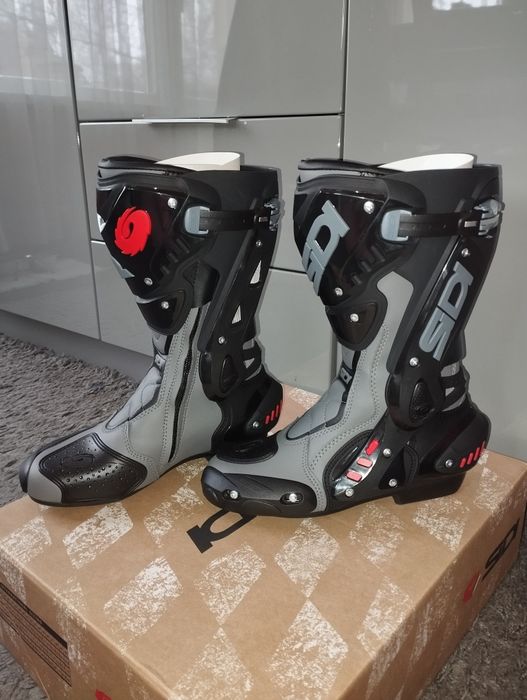 Мото ботуши Sidi 39 (отговарят на 38)